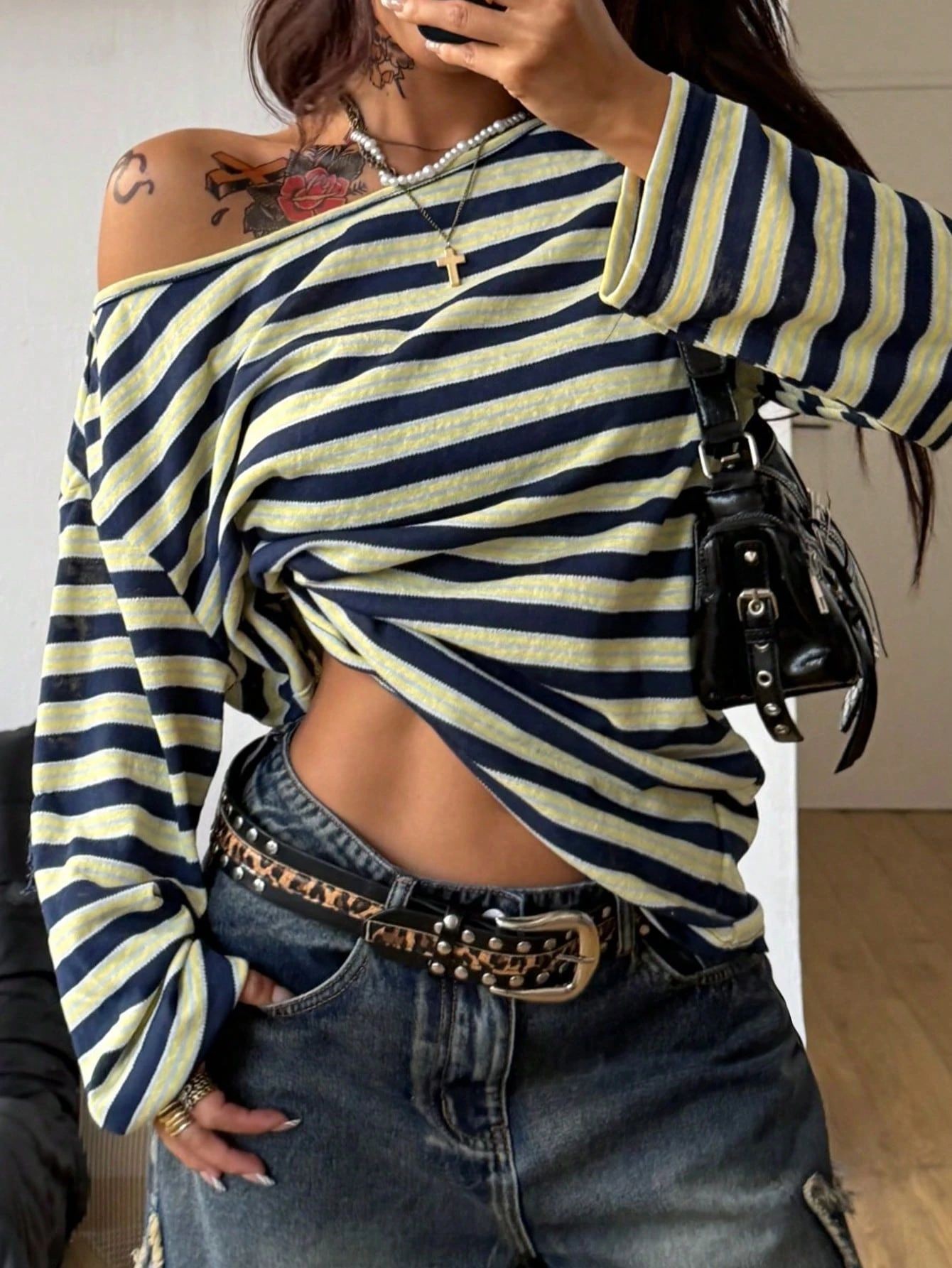 レディース オーバーサイズ ストライプ ブルー オフショルダ - Off Shoulder Blouse のレビューと価格