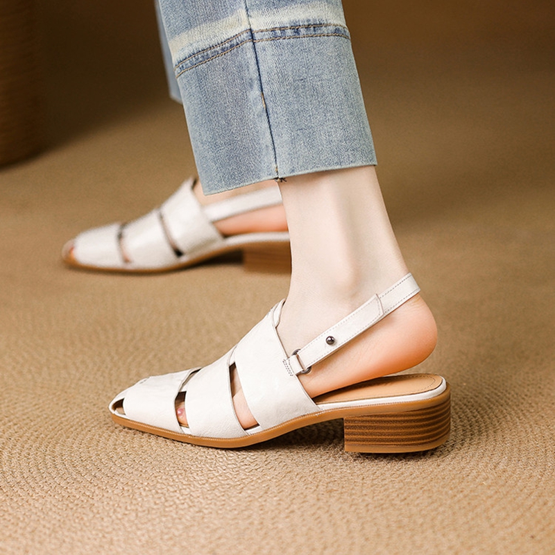 新しい夏の女性のサンダル本革の靴女性のためのスクエアトゥチャ - Summer Closet のレビューと価格
