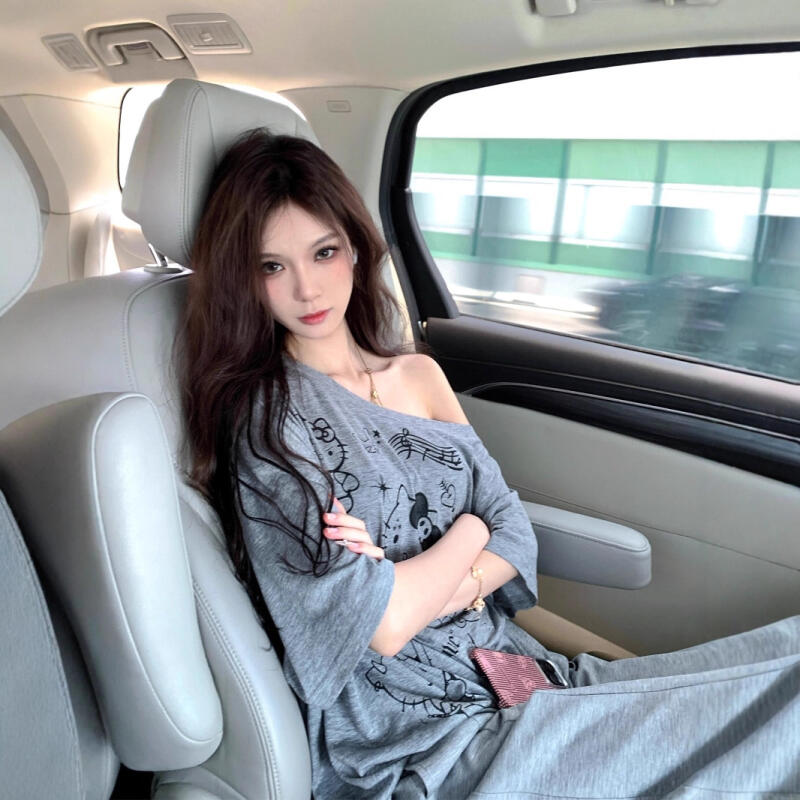 日焼け止めブラウス ハローキティ 斜め肩漫画トップス 薄手オ - Off Shoulder Blouse のレビューと価格