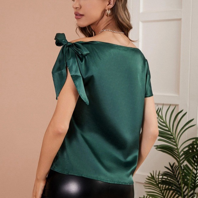 女性用オフショルダーノースリーブサテンブラウス、スリムフィッ - Off Shoulder Blouse のレビューと価格